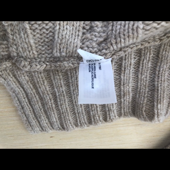 Gap “wrap” cardigan. Size medium. - Picture 5 of 14